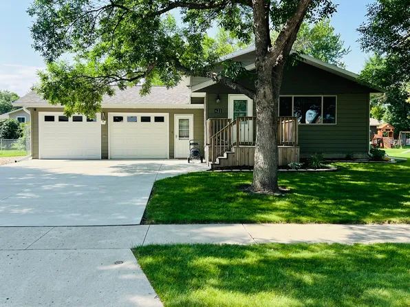 622 23rd Ave NE, Aberdeen City, SD 57401