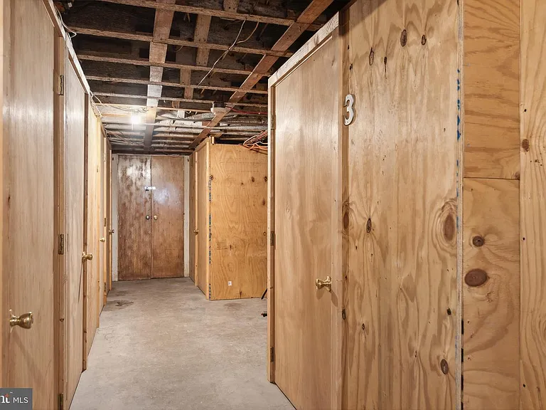 2029 Spring Garden St #4F — Photo 7