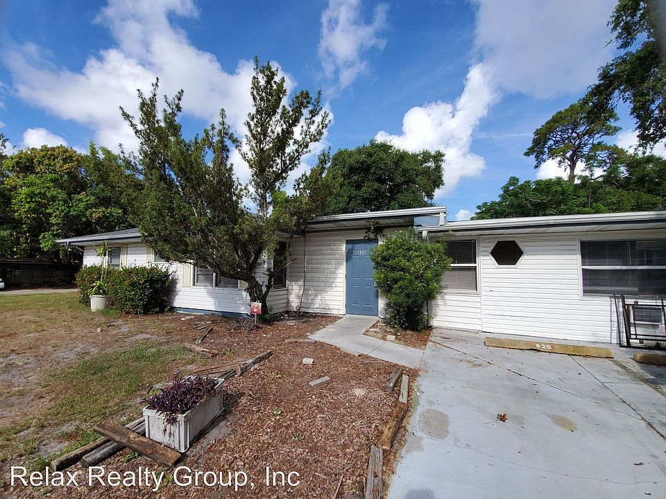 1st image of 826 S School Ave