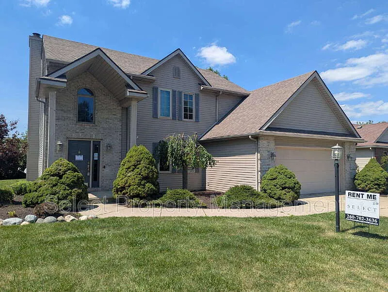 3 bed, 2.5 bath, 2653 sqft, $2,499 — Photo 1