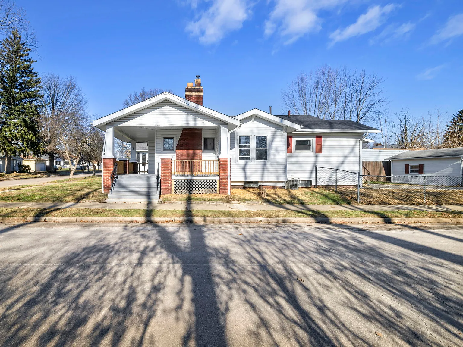 2 bed, 1000 sqft, $1,295 — Photo 4