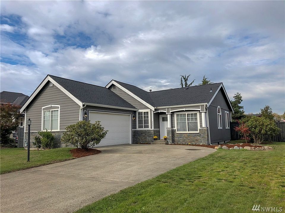 1st image of 2313 148th St E