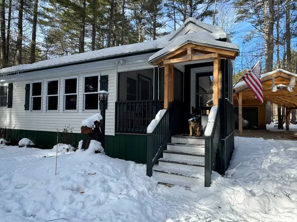 17 Amidon Lane, Tamworth, NH 03886