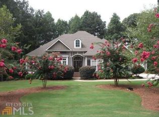 15 Deerwood Farms Dr, Newnan, GA 30265