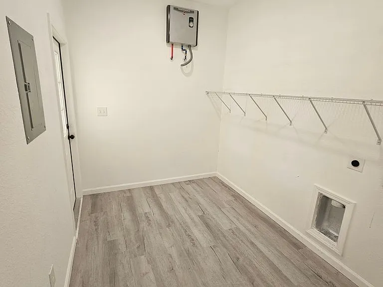 3104 W 20th Ct — Photo 19