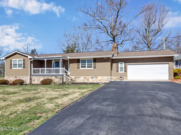 1024 Ridley Dr, Crossville, TN 38572