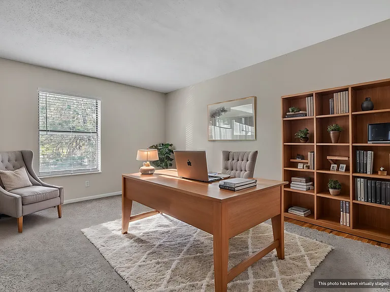 Park South — Photo 9