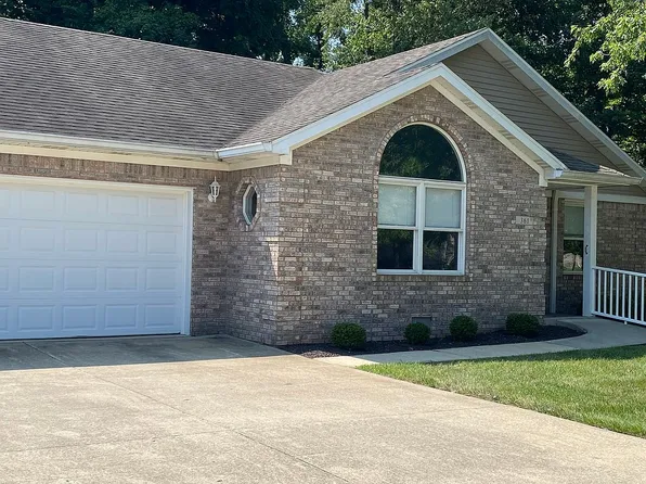 361 Southfork Dr, Crawfordsville, IN 47933