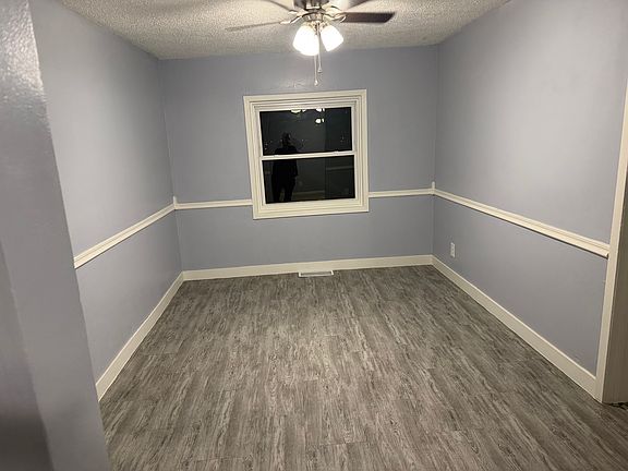 5th image of 1129 W 5th St