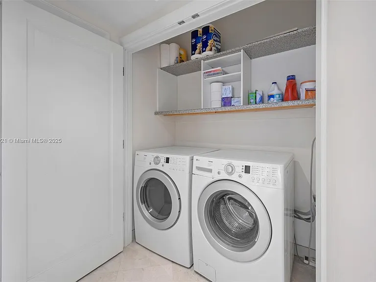 20191 E Country Club Dr #TS8 — Photo 19