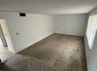 2 Hackberry Ct APT 4, Collinsville, IL