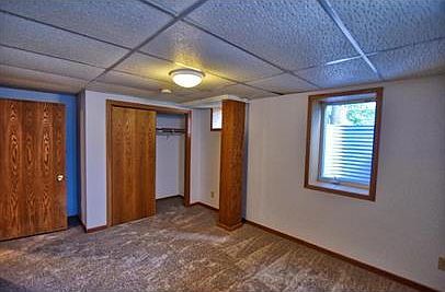 5th image of 123 19th Ave N #1