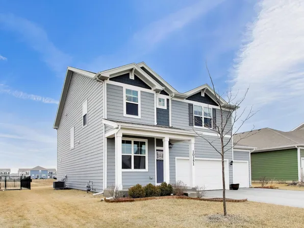 10351 Privet Dr, Crown Pt, IN 46307