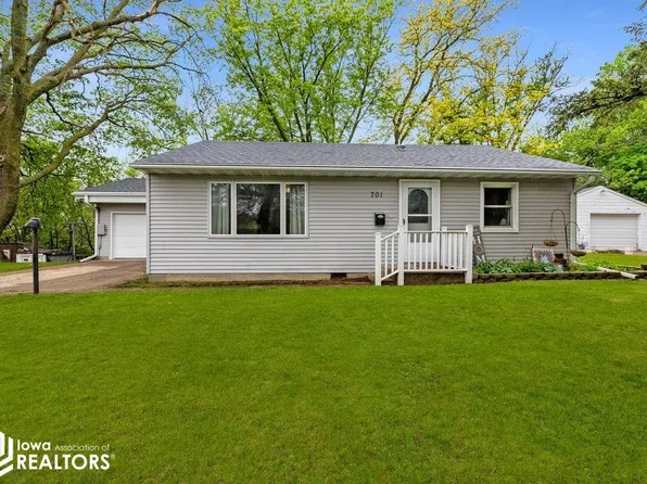 701 N 4th St, Guthrie Center, IA 50115