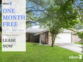 16726 Tibet Rd, Friendswood, TX 77546