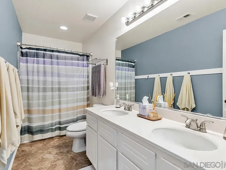 1084 Greenway Rd — Photo 10