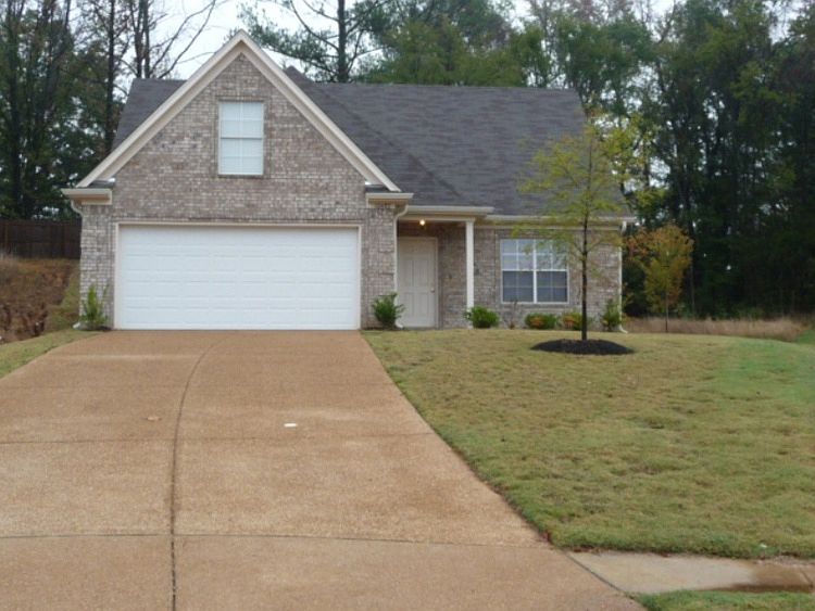 1st image of 10482 Redmond Cir N