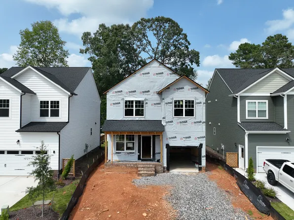 7984 Lyndale Dr, North Chesterfield, VA 23235