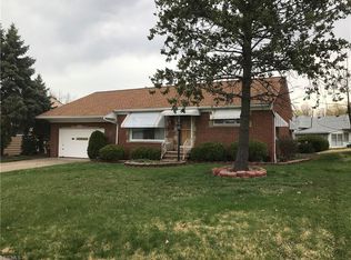 1867 Rush Rd, Wickliffe, OH 44092