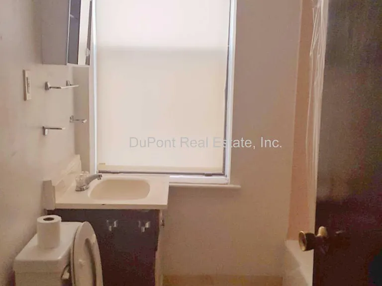190 North St #4 — Photo 14