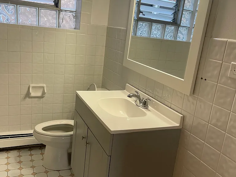 6432 W Gunnison St — Photo 7