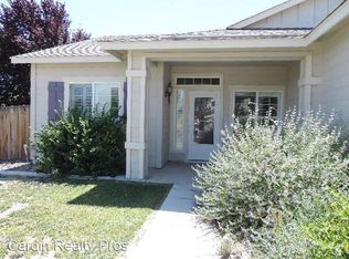 162 Desert Springs Ln, Fernley, NV 89408