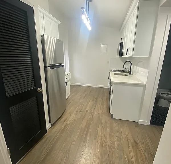 92 Court St #3 — Photo 13