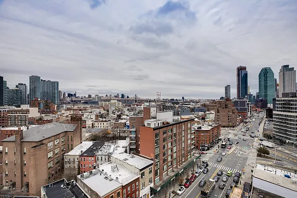 Rented by Modern Spaces | media 27