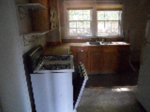 2nd image of 242 W Third St