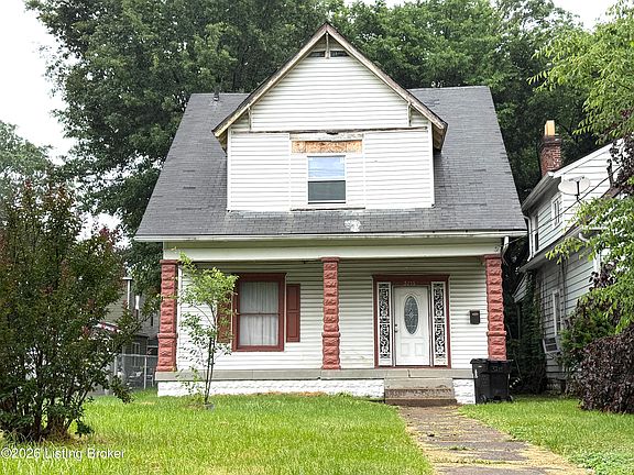 2nd image of 3215 Grand Ave