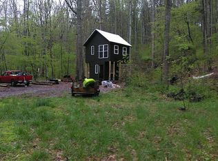 78-11- E Rock, Buena Vista, VA 24416