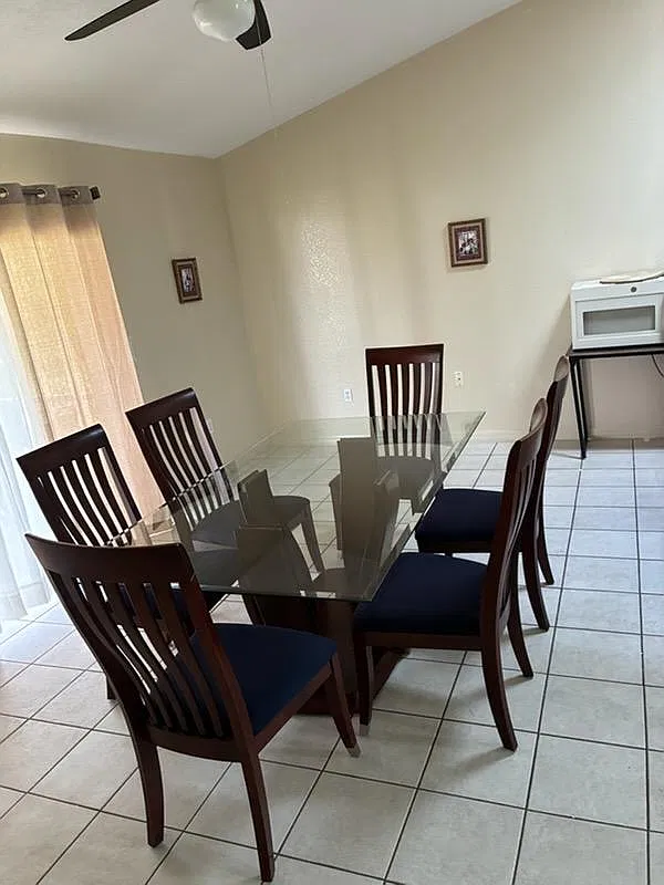 3 bed, 2.0 bath, 1698 sqft, $1,299 — Photo 3