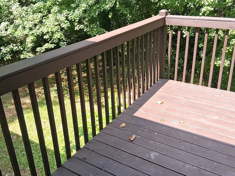8229 Queens Dr — Photo 23
