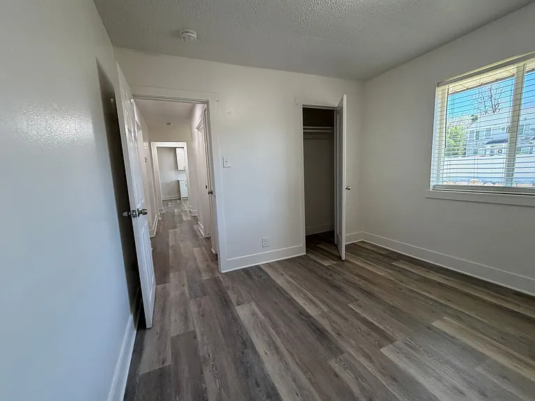 245 W 100 N — Photo 14