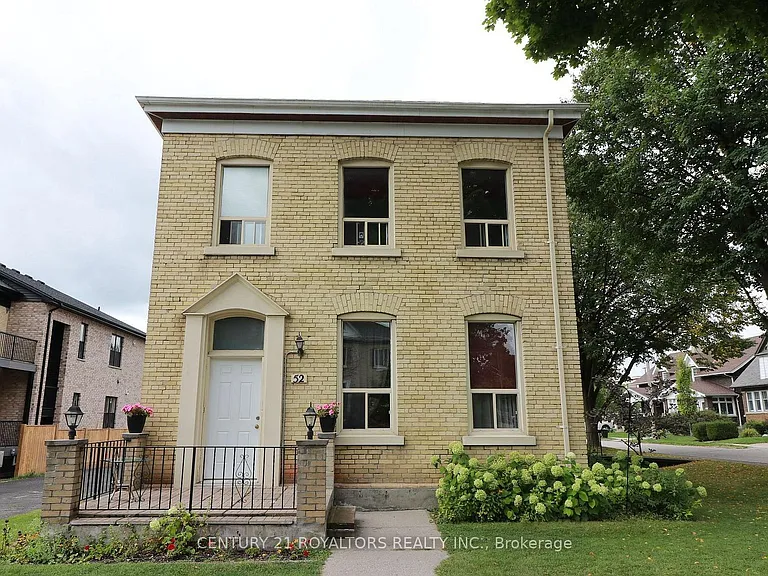 52 Wellington St S #2 — Photo 1