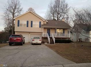 4061 Parks Rd, Flowery Branch, GA 30542