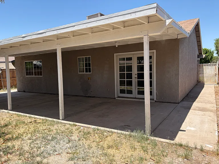 608 C Quiroz St — Photo 34