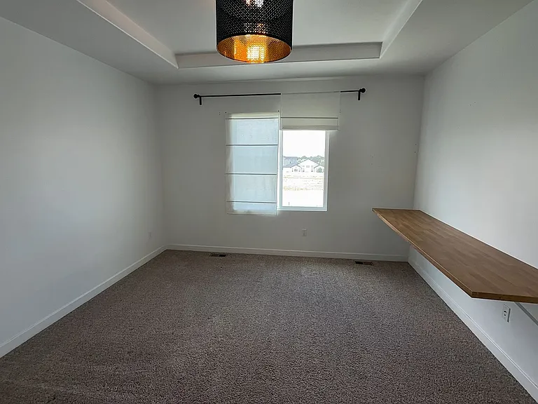 8285 N Lakeshore Drive — Photo 7