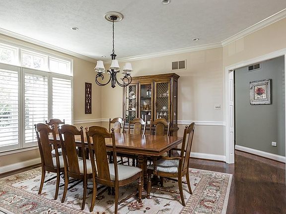 4th image of 8856 Worthington Cir