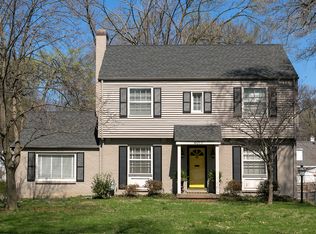 4015 Brookfield Ave, Saint Matthews, KY 40207