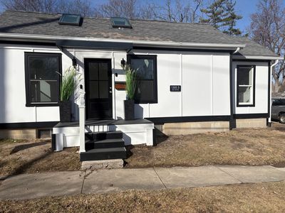 (Undisclosed Address), Bloomington, IL, 61701