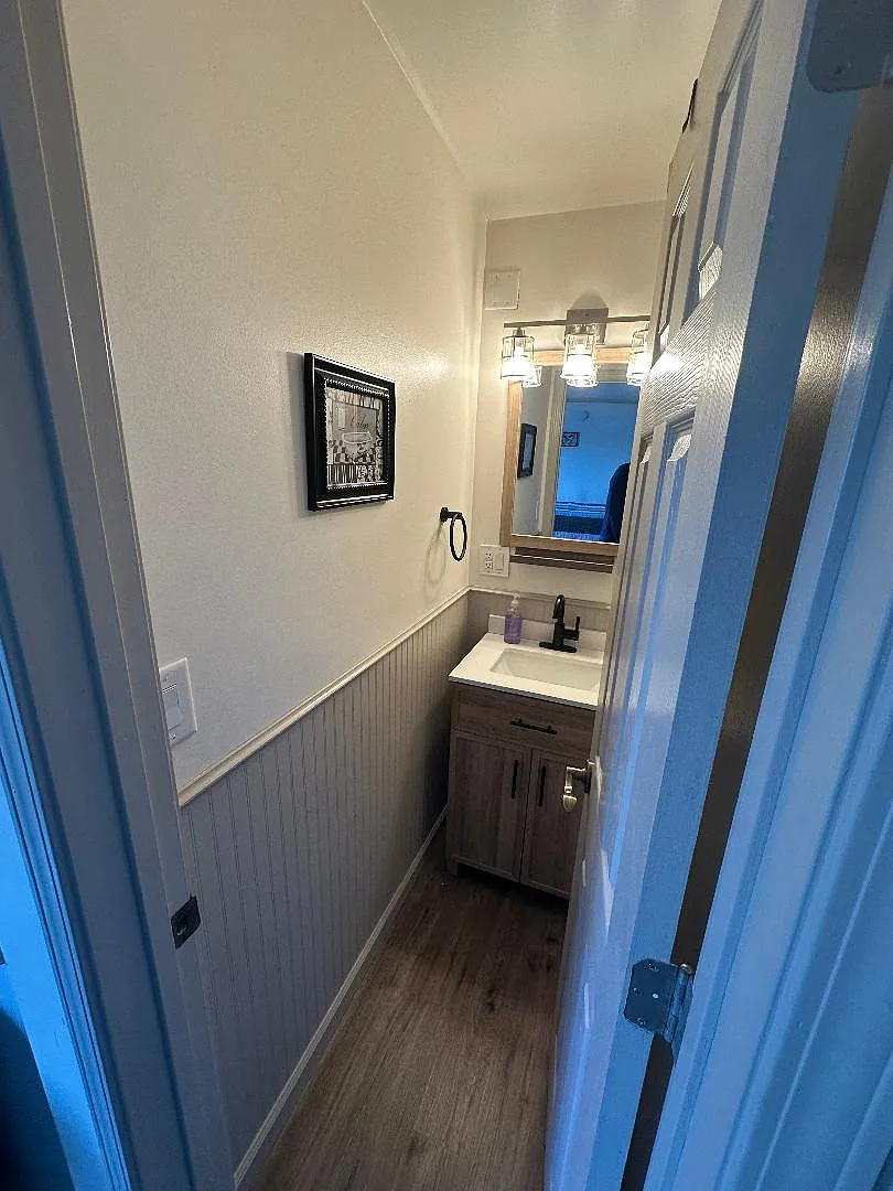 207 Bobby Gerald Parkway - B — Photo 3
