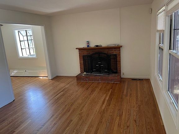 3rd image of 244 Edgemont Ave