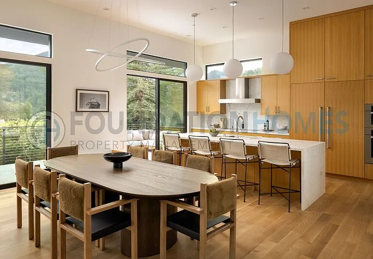 22 Rock Rd — Photo 2