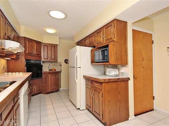 5th image of 2507 Sugarloaf Ave