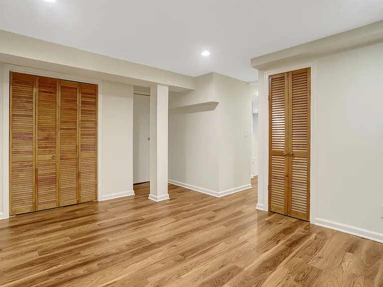 4519 Holmes Run Pkwy — Photo 23