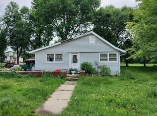 208 Finch St N, Mankato, MN 56001