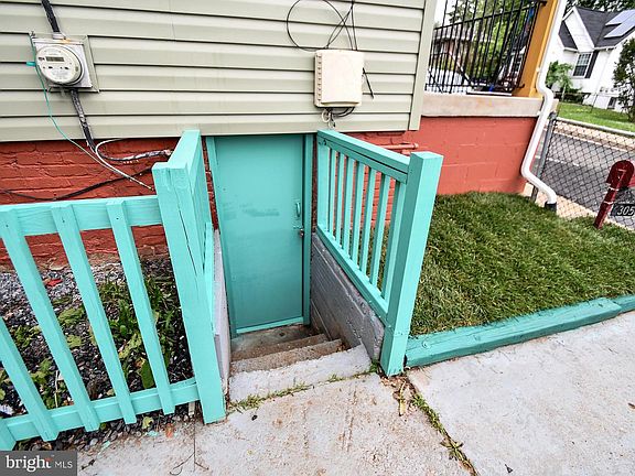 4th image of 6305 Field St