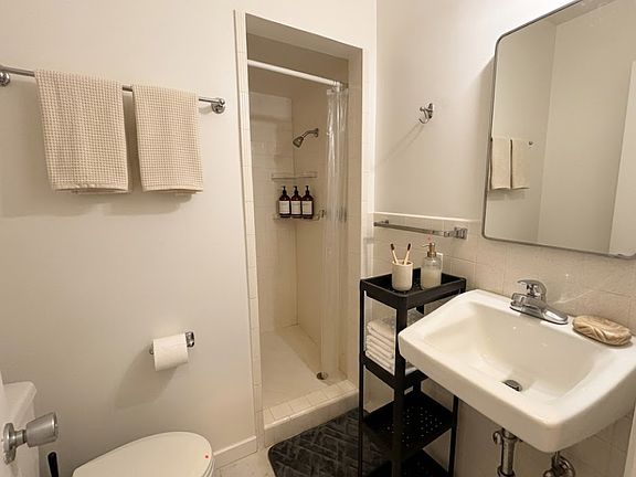 3rd image of 2903 Mission St APT 1