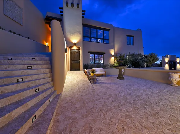 40B Camino De Milagro, Santa Fe, NM 87506